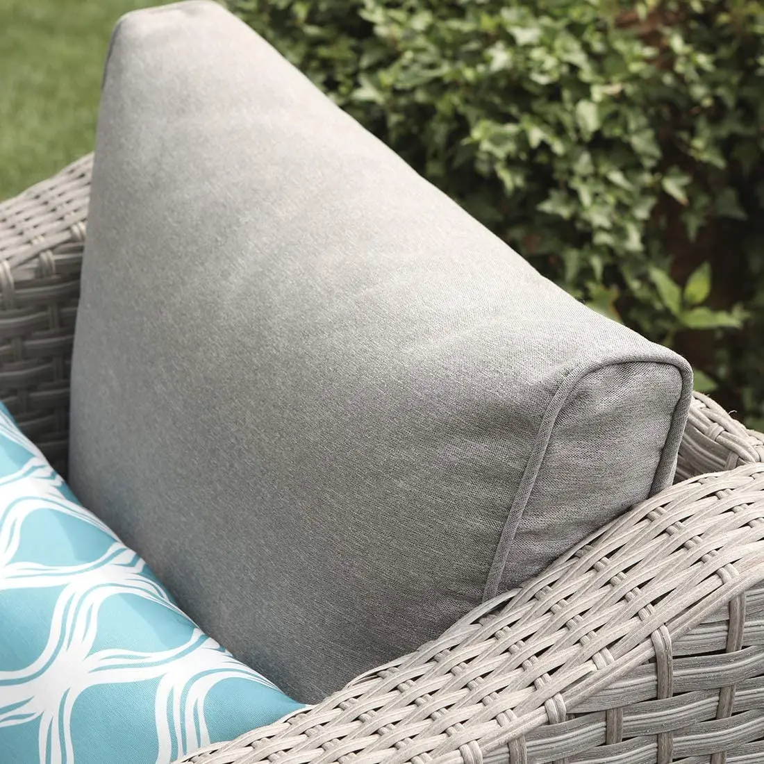 -أثاث خارجي مكون من 5 قطع أريك - مراجعة Outdoor Furniture Fire Pit Set وسعره